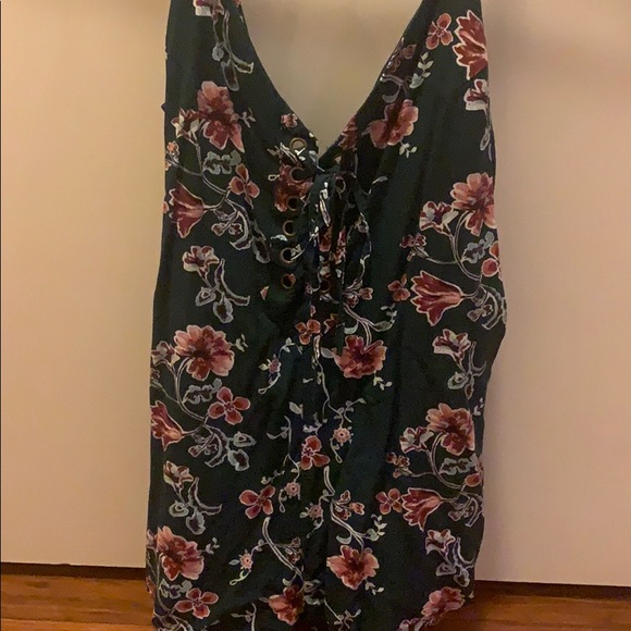 Green floral romper - Picture 2 of 3